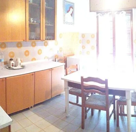 B&B Falcone 카스트로빌라리